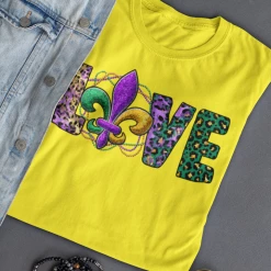 Hustle & Heart NC LOVE Mardi Gras Fleur-de-lis Mardi Gras Graphic Tee
