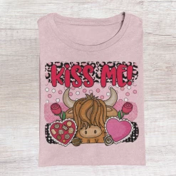 Hustle & Heart NC KISS ME Highland Cow Valentine's Day Graphic Tee